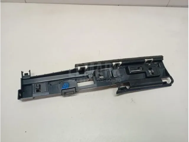 Кронштейн (сопут. товар) для  BMW 3-serie F30/F31/F80 2011-2020