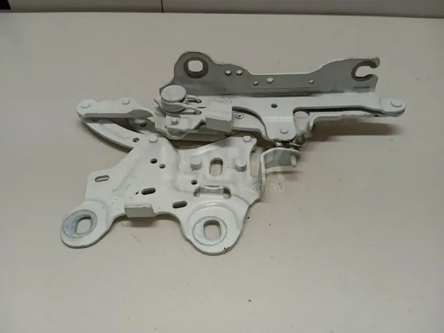 Петля капота левая для  BMW 3-serie F30/F31/F80 2011-2020