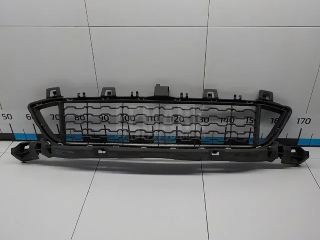 Решетка в бампер центральная для  Ford C-MAX 2003-2010