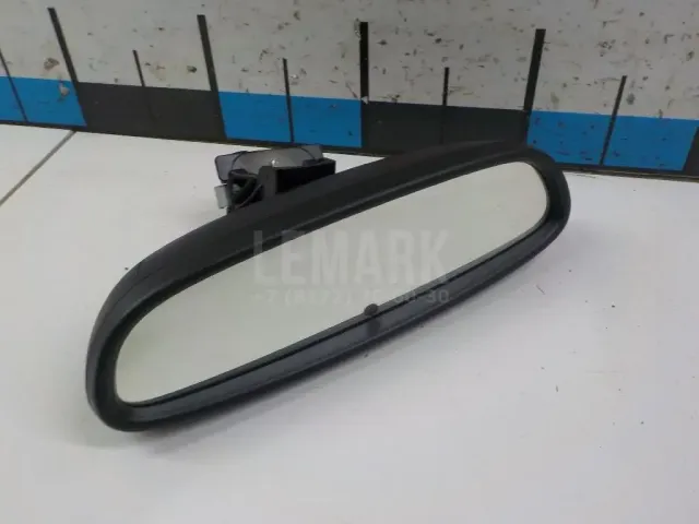 Зеркало заднего вида
