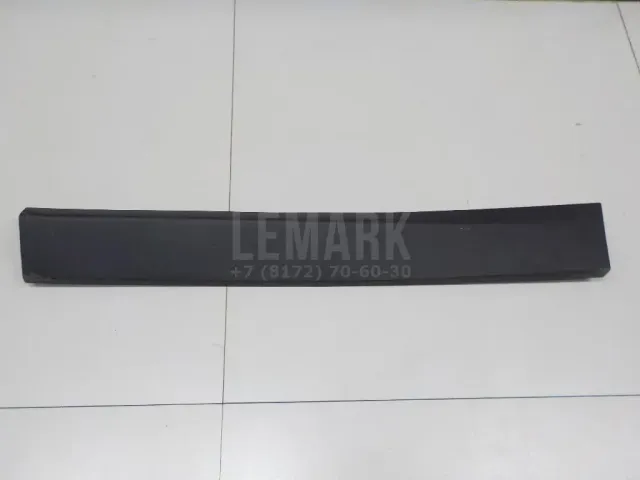 Накладка двери задней левой
