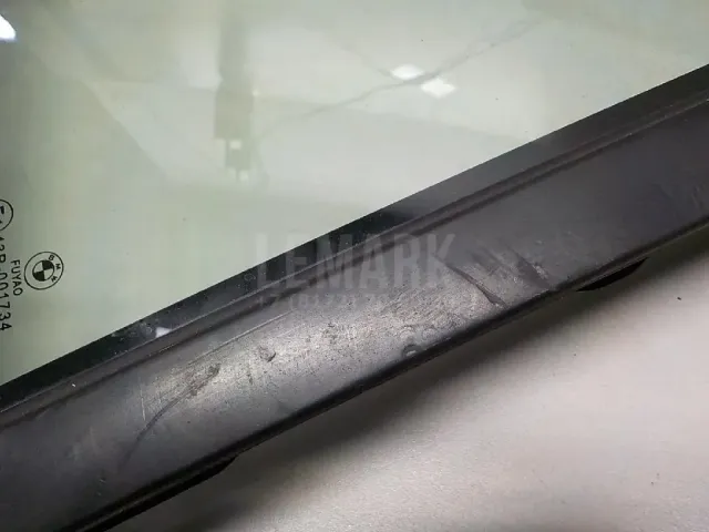 Стекло двери задней правой (форточка) для  Fiat Sedici 2007-2014