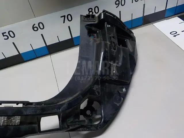 Кронштейн заднего бампера правый для  Ford C-MAX 2003-2010