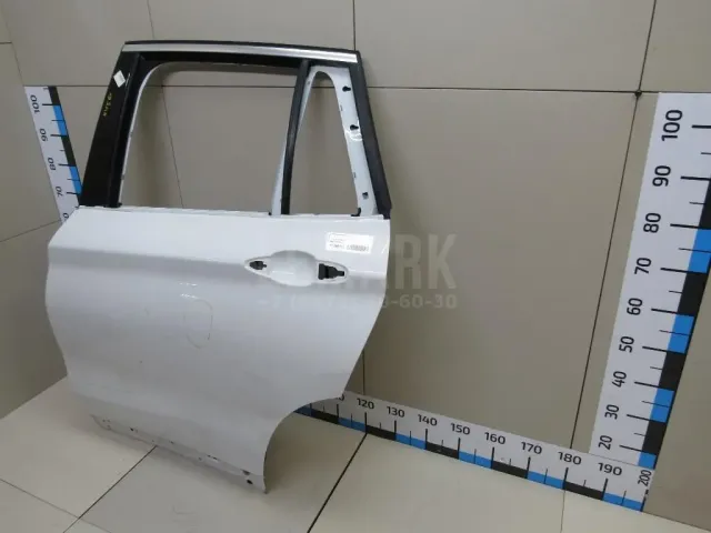 Дверь задняя левая