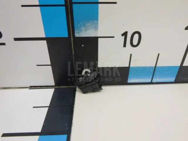 Кнопка центрального замка для  BMW X5 E53 2000-2007
