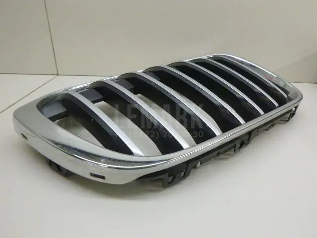 Решетка радиатора правая для  Acura RDX 2006-2012