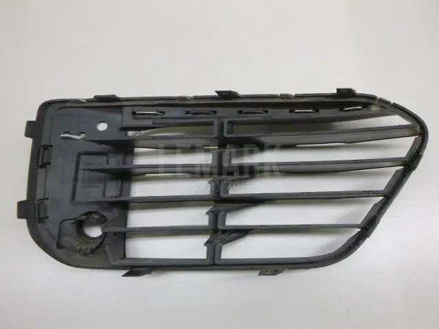 Решетка в бампер левая для  BMW 2-serie F22/F23/F87 2013-2020