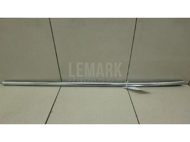 Накладка стекла заднего левого