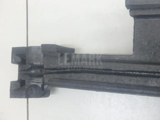 Наполнитель переднего бампера для  Dongfeng DFL3251 2007