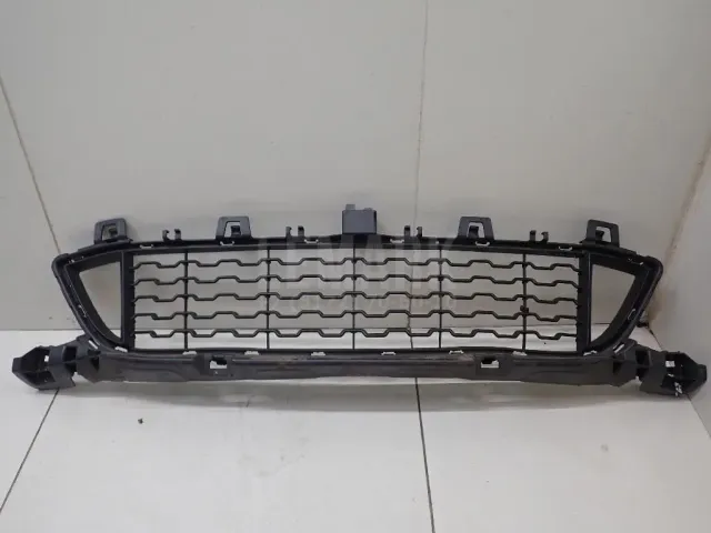 Решетка в бампер центральная для  Great Wall Hover M2 2010-2014