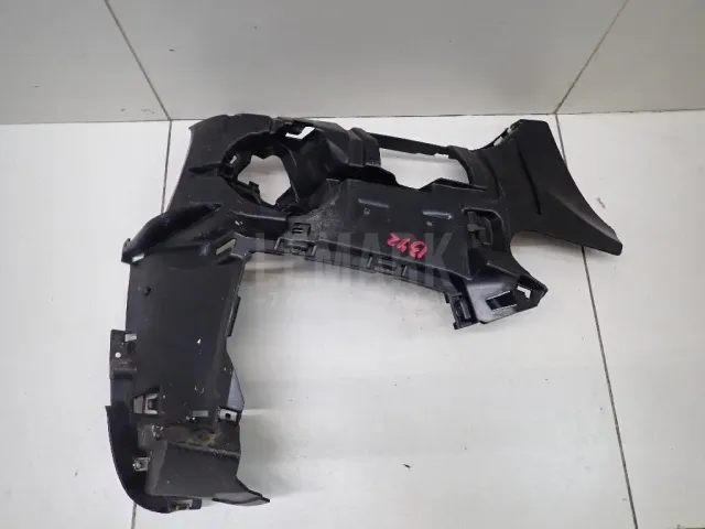 Кронштейн переднего бампера правый для  BMW X6 F16/F86 2014-2020