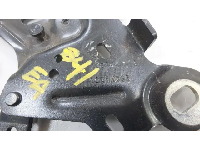 Петля капота левая для  BMW 3-serie F30/F31/F80 2011-2020
