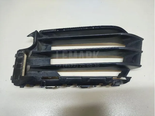 Решетка в бампер левая для  BMW 7-serie G11/G12 2015-2022