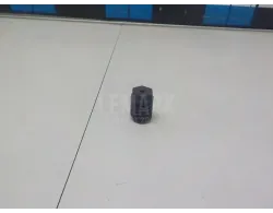 Отбойник капота