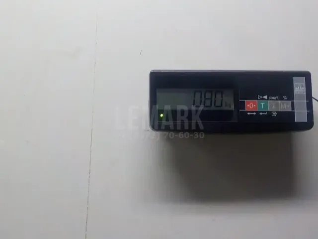 Накладка двери передней левой
