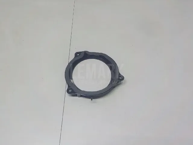 Кронштейн (сопут. товар) для  Ford Focus II 2008-2011