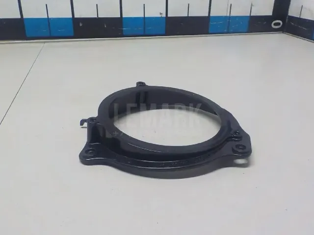 Кронштейн (сопут. товар) для  Ford Focus II 2008-2011