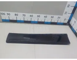 Накладка двери задней левой
