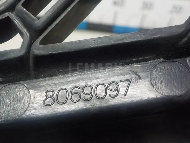 Решетка в бампер левая для  Ford C-MAX 2003-2010