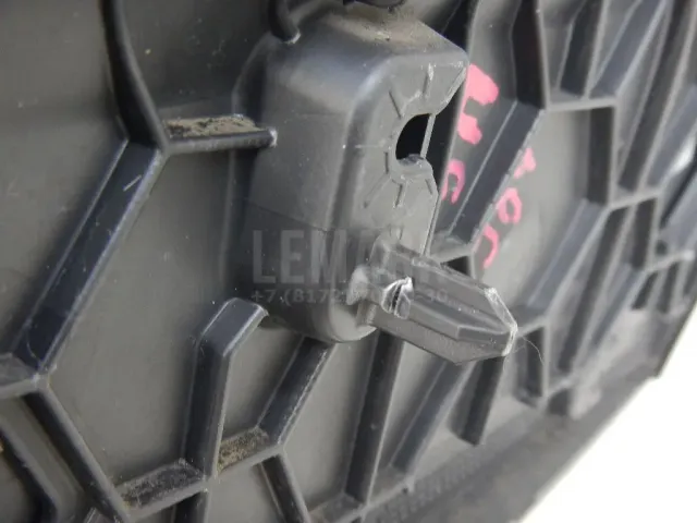 Накладка двери задней правой для  Ford C-MAX 2003-2010