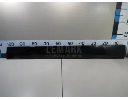 Накладка двери передней правой