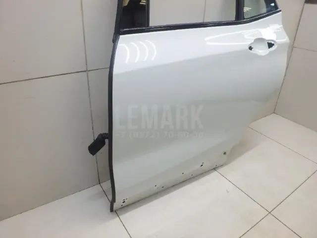 Дверь задняя левая для  BMW X3 E83 2004-2010