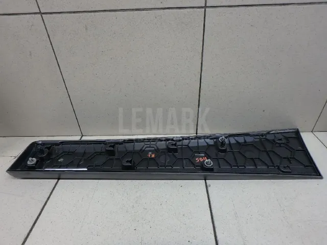Накладка двери задней правой для  Ford C-MAX 2003-2010