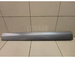 Накладка двери передней левой