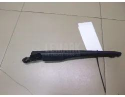 Поводок стеклоочистителя заднего