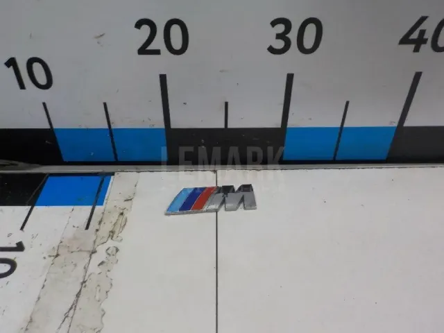 Эмблема