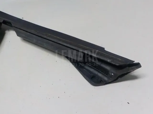 Уплотнитель стекла двери для  Changan CS35 2013-2022
