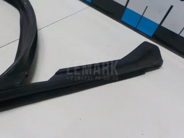 Уплотнитель стекла двери для  Changan CS35 2013-2022