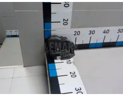 Замок двери задней левой