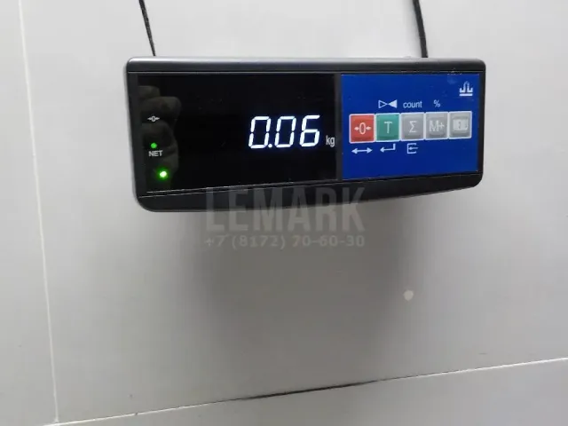 Уплотнитель форточки левой