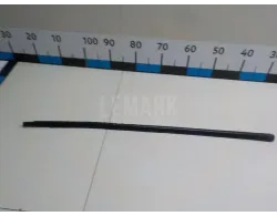 Накладка стекла переднего левого