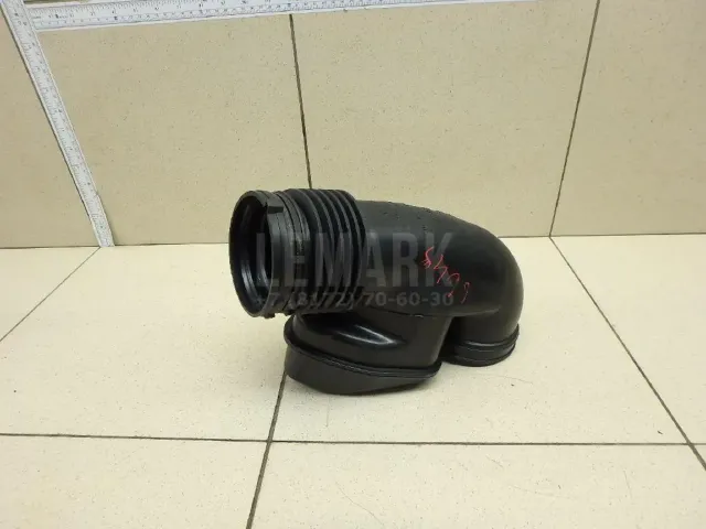 Резонатор воздушного фильтра