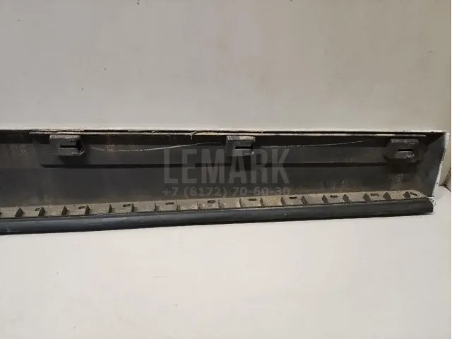 Молдинг передней левой двери для  Astra HD 8 2005-2011