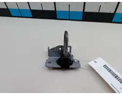Ответная часть замка капота