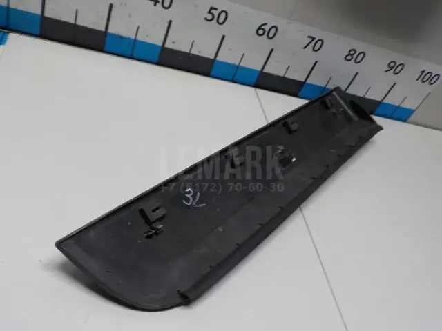 Накладка двери задней левой для  Ford Mondeo I 1993-1996