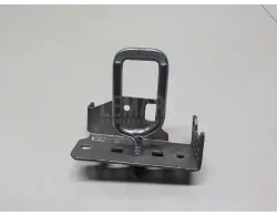 Ответная часть замка капота