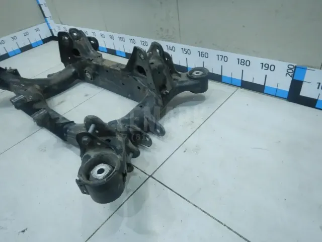 Балка задняя