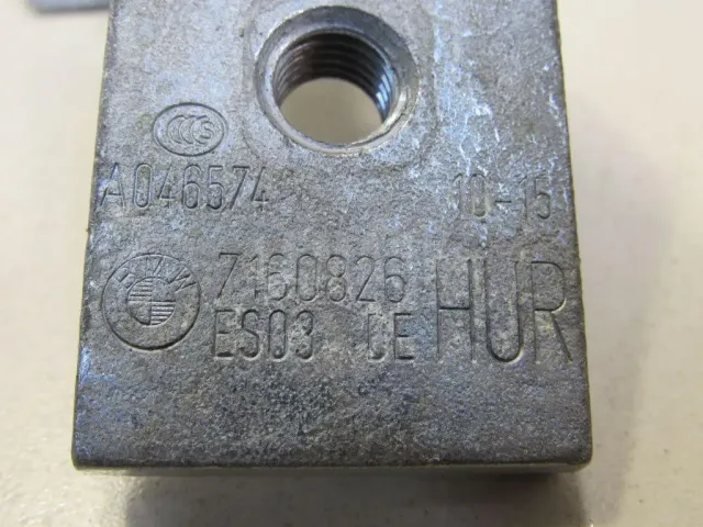 Петля двери задней правой нижняя