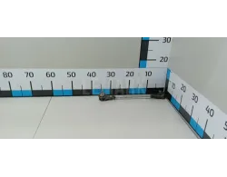Стойка переднего стабилизатора левая