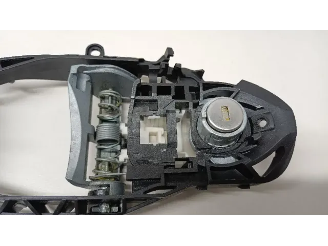 Кронштейн ручки для  Ford Fusion 2002-2012