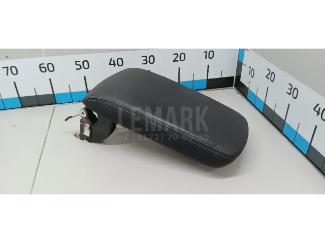 Подлокотник для  GM Pontiac Vibe 2002-2007