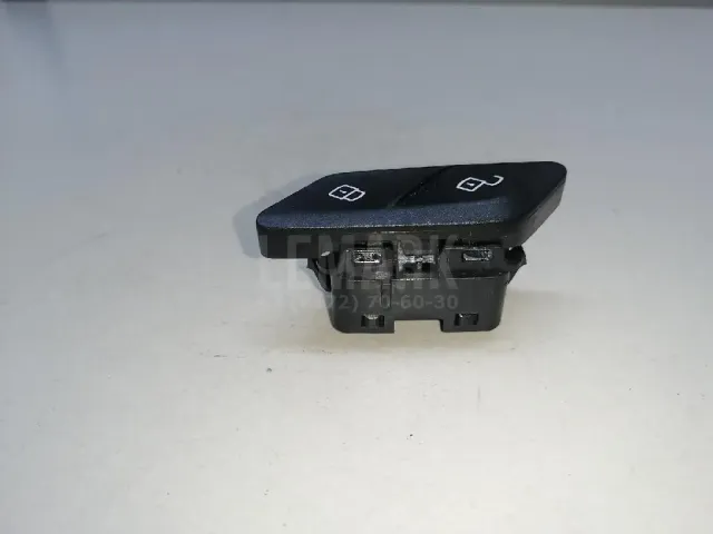 Кнопка центрального замка для  Alfa Romeo Giulietta 2010-2020