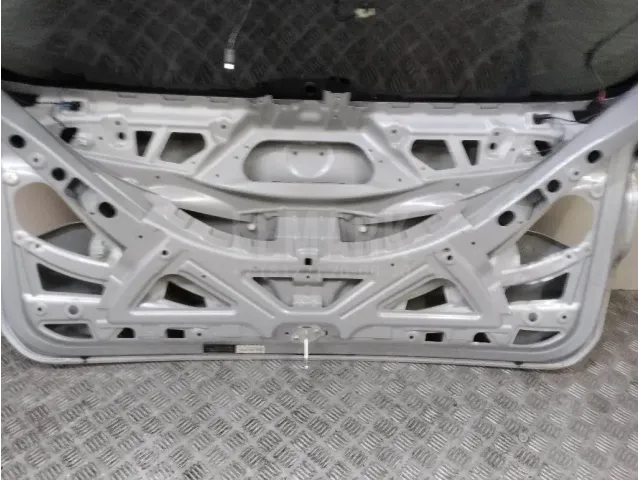 Фонарь задний (стоп сигнал) для  Ford C-MAX 2003-2010