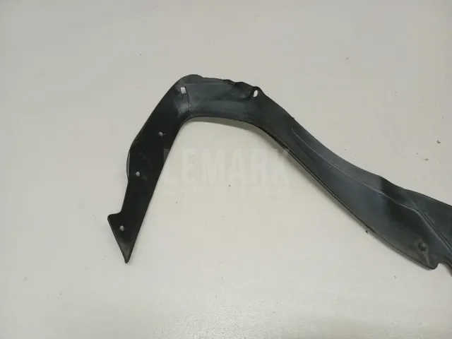 Уплотнитель фары