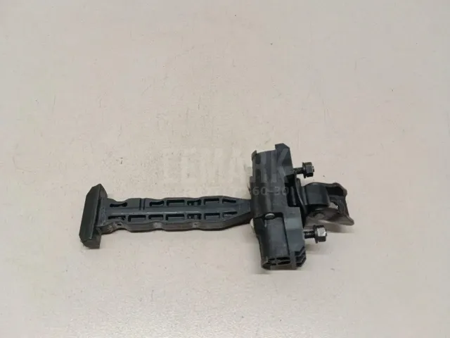 Ограничитель двери для  Great Wall Wingle 3 2006-2012
