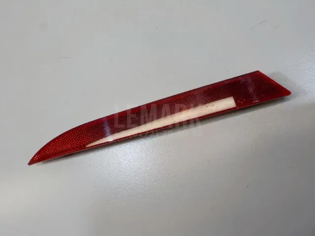 Отражатель в бампер задний левый для  Changan UNI-V 2022